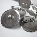 Broche Base Redonda 25mm.